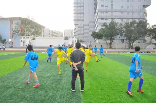 快乐足球遇见足球,快乐足球追逐梦想