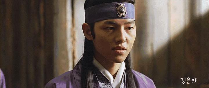 宋仲基与宋慧乔甜蜜,宋仲基与宋慧乔恋爱过程