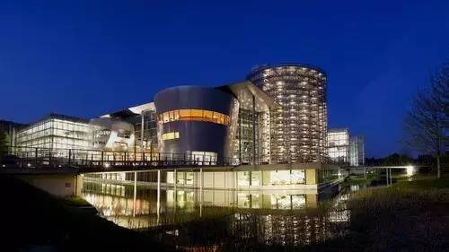 辉腾曾经的经典,辉腾低调出街