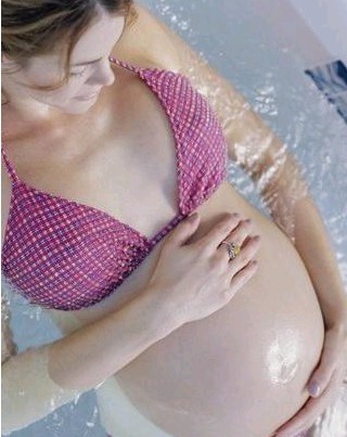 怀孕了肚子天天饱饱的没有食欲,怀孕肚子一直难受怎么办