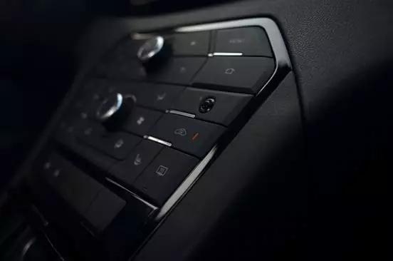 mg锐腾1.5t评测,mg锐腾越野