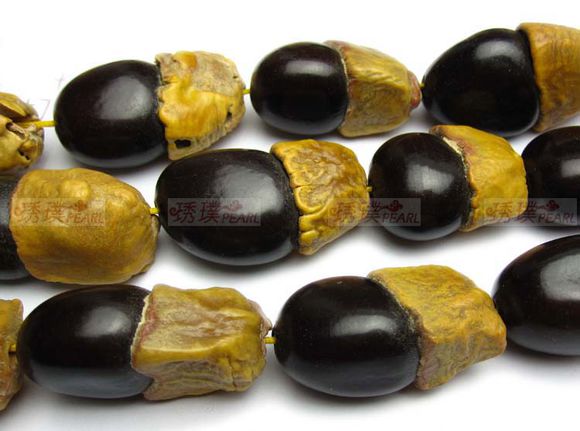 木质佛珠手串图片大全,女生可以戴的木质佛珠手串