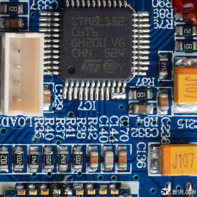 漫步者s1000比r1700有质的飞跃么,漫步者s1000需要配什么