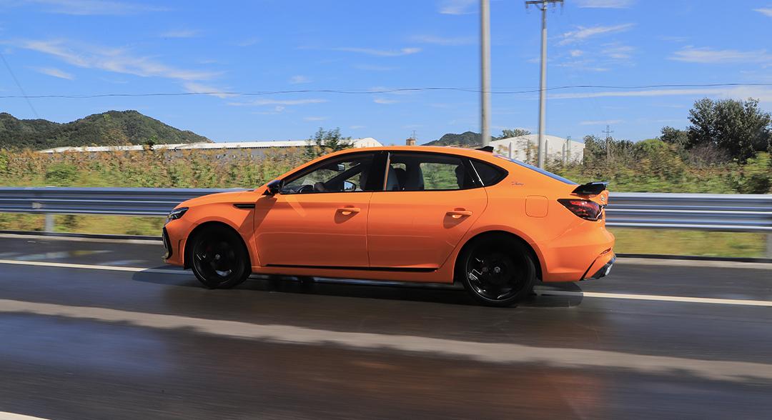 名爵mg6pro豪华版功能详解,名爵mg6pro最划算的配置