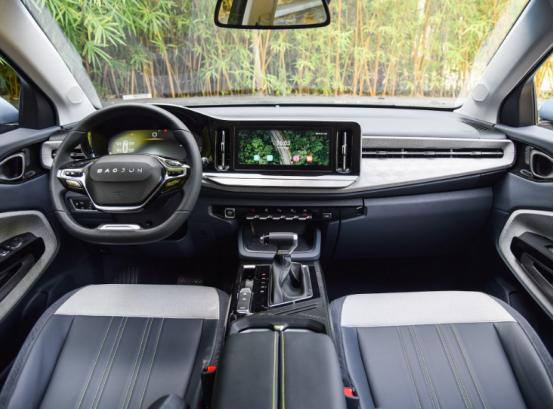 新宝骏rm5空间多少升,新宝骏6座rm5手动挡的多少钱