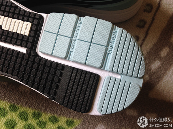 买鞋狂魔来推荐经济实惠老年漫步鞋篇三：Puma彪马FTRSTRunner2Mesh