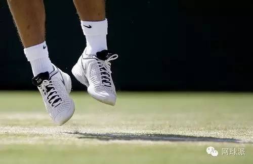 网球鞋的鞋带怎么穿,为什么网球鞋喜欢松鞋带