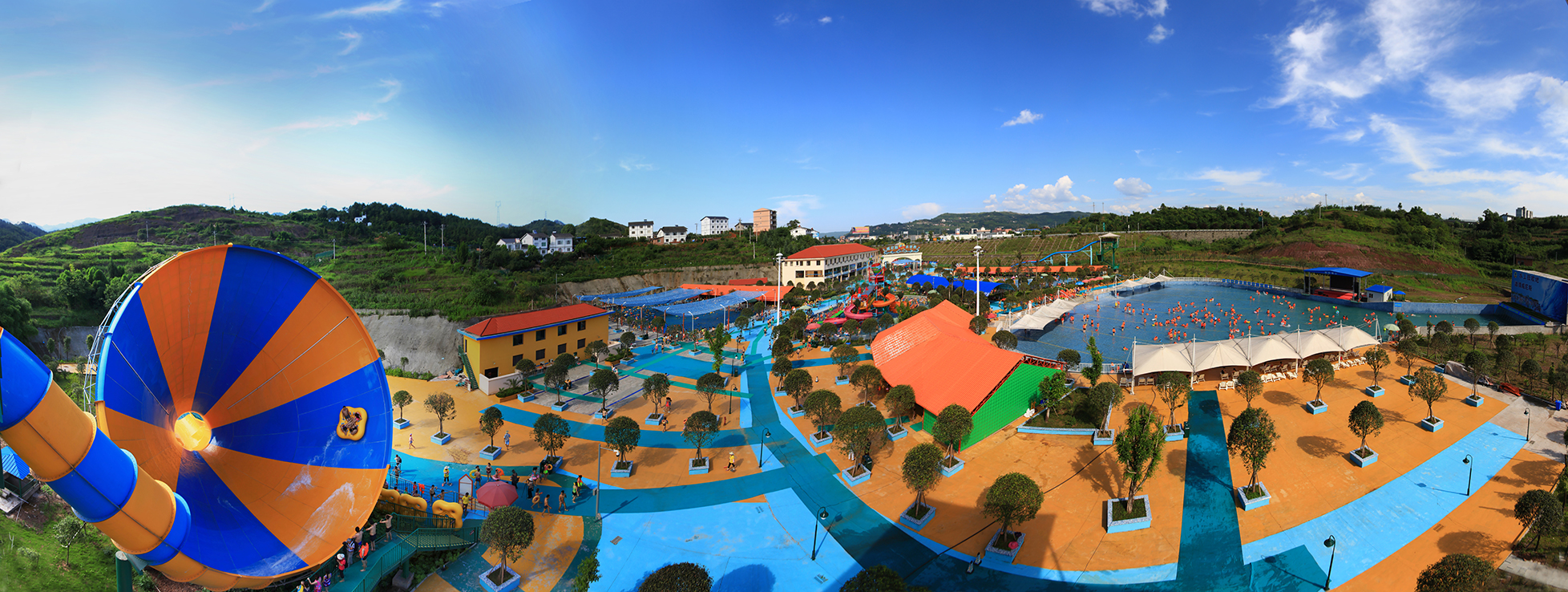 水上乐园夏日清爽视频,水上乐园清凉一夏全场畅玩