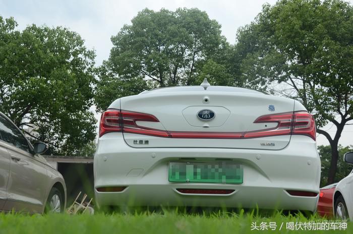 比亚迪秦新能源2017款1.5t秦100,比亚迪e5和比亚迪秦100哪个好