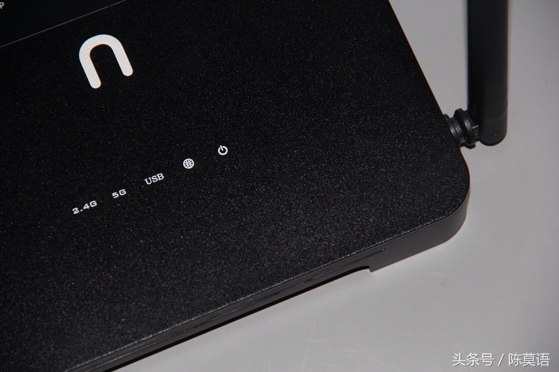 还在用路由器挂积分兑会员?快来看看这款下片赚钱两不误的新路由