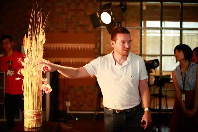 使用光影魔术手增加相片像素,使用光影魔术手改变照片底色