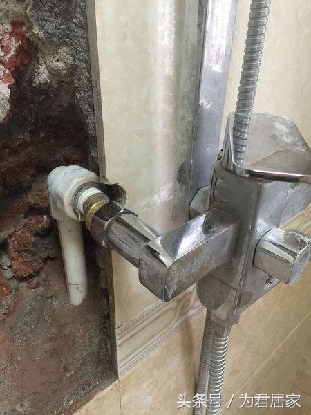 花洒预留内丝弯头左右歪怎么补救,花洒弯头内丝断头处理