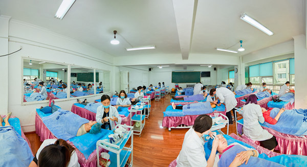 纹绣纹眉的全过程视频,纹绣纹眉操作流程