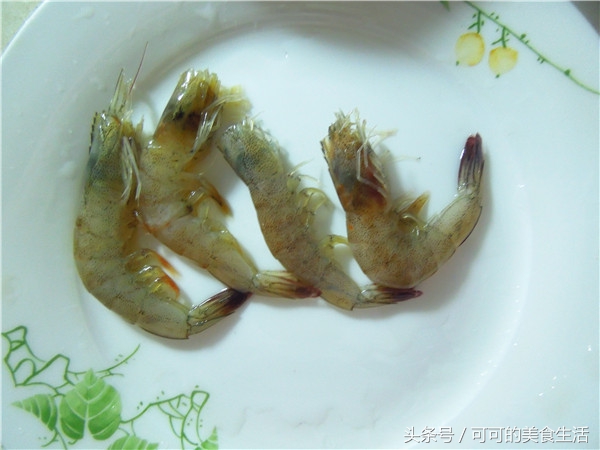 虾怎么去除腥味,白灼虾的正确做法怎么去除虾线