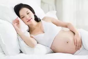 睡姿不对会不会造成什么问题呢,哪种睡姿对怀孕好