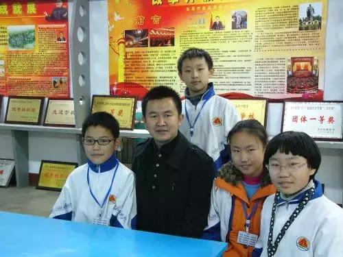 10位老师获评全国教书育人楷模,首届教书育人楷模发布仪式及事迹