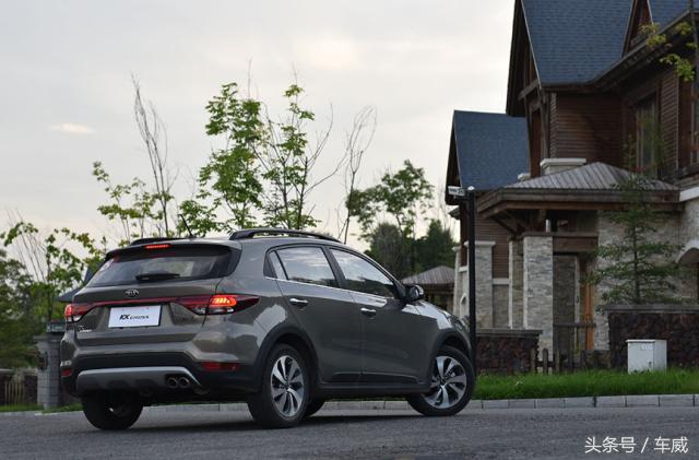 起亚k2跟起亚kxcross的区别,起亚kxcross比k2怎样