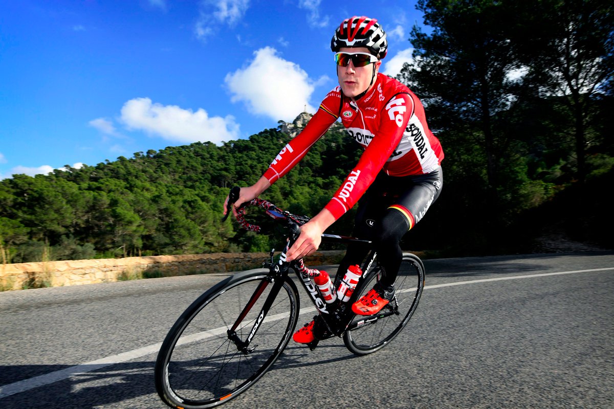 公路自行车必备套件有哪些,改装后的自行车速度能达到120