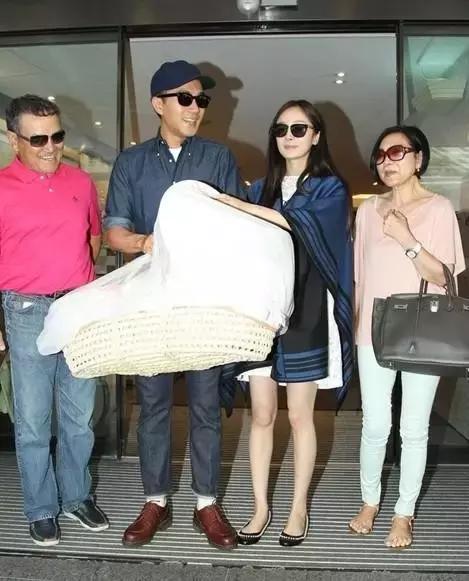 产妇中暑头痛出月子会好吗,山东产妇坐月子中暑热死