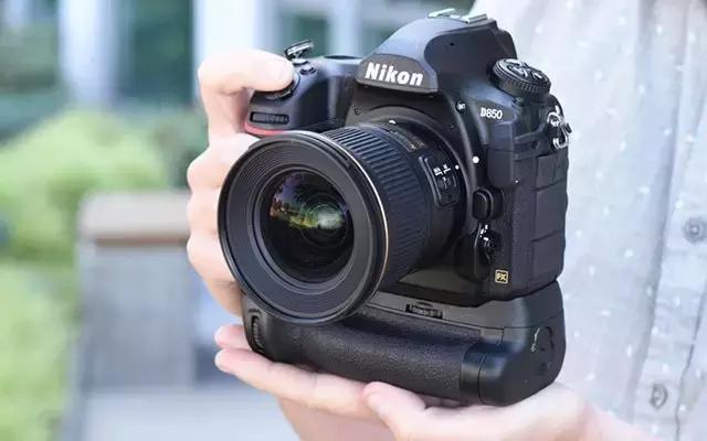 尼康顶级变焦长焦镜头,尼康4800万像素单反