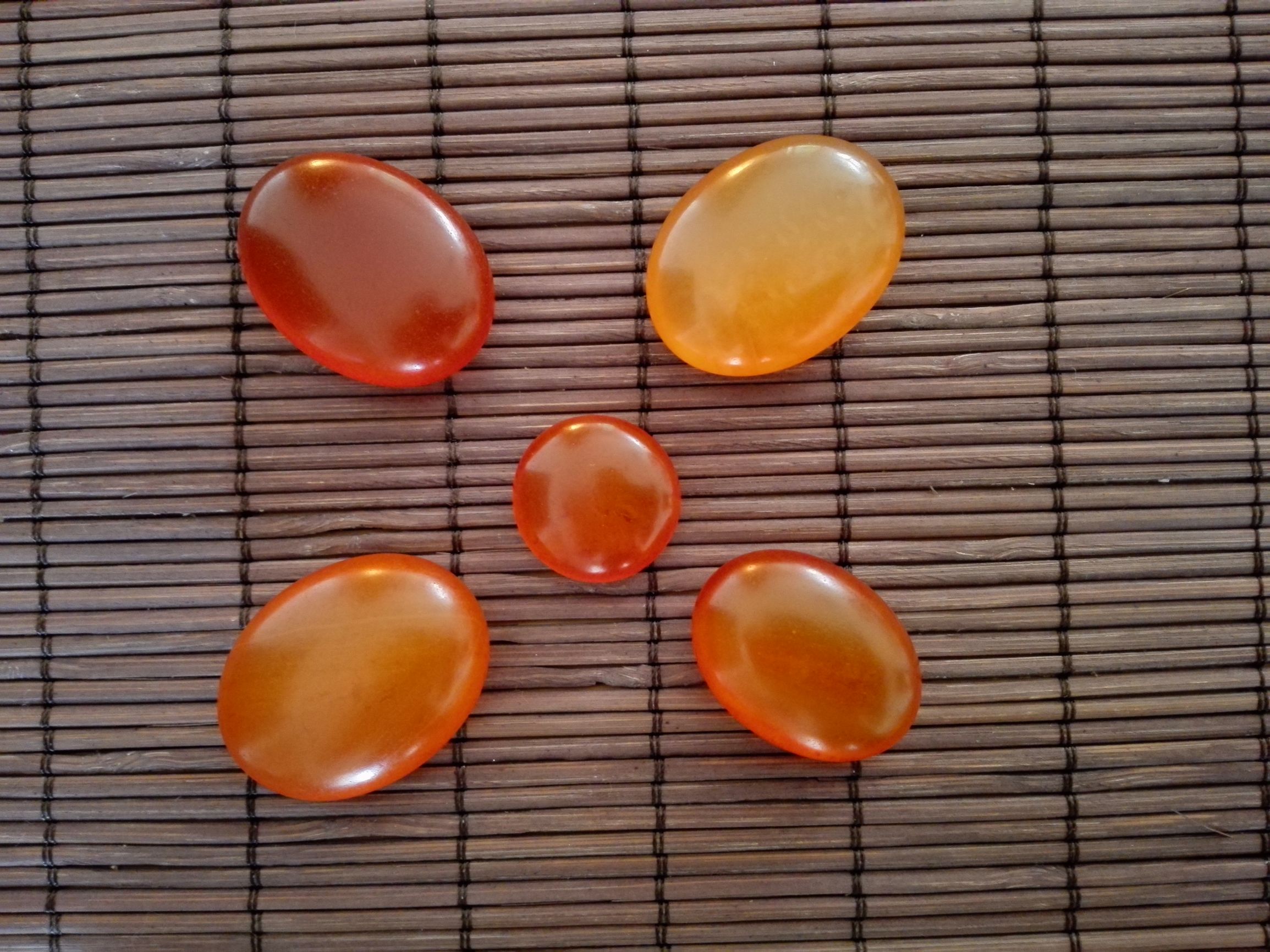 冰彩玛瑙手镯,马料高冰透玛瑙手镯