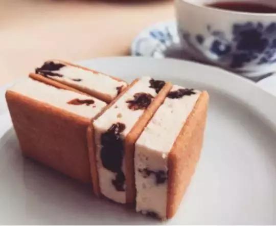 去日本旅游买什么好吃的,日本北海道旅游必备品