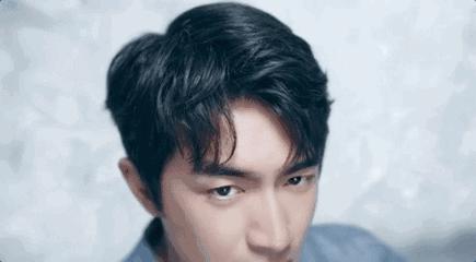 曾经我们印象里丑哭的牌子,平平无奇却看起来惊艳的牌子