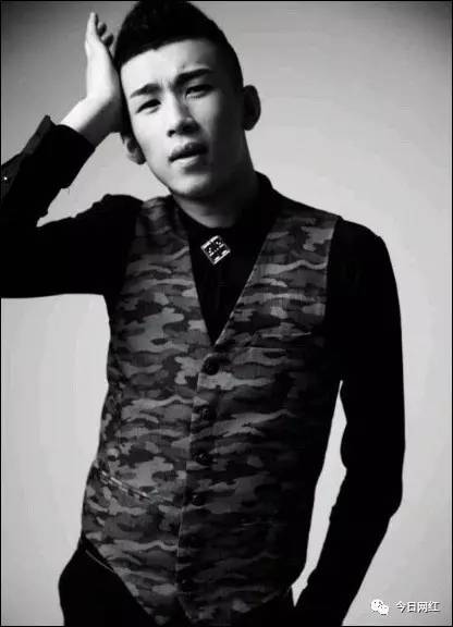 YY取消蓝钻任务，改变提现规则，利好小主播背后的竞争隐患