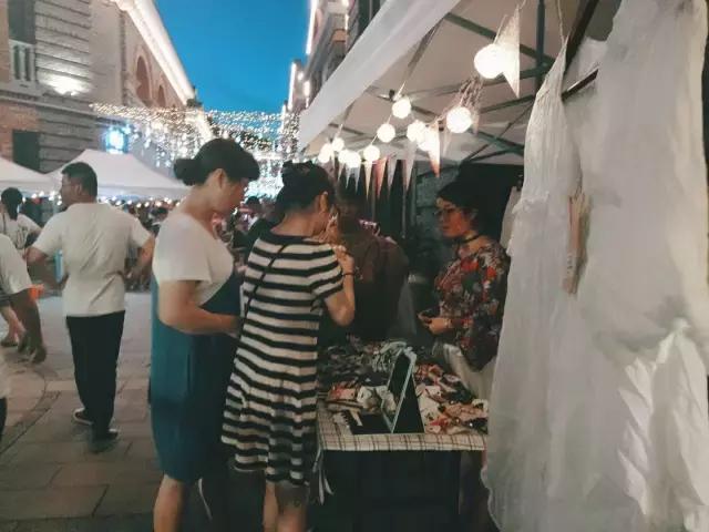 在这个冬天一起去看雪,在这个季节我们可以一起去看雪吗