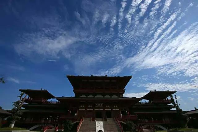 惊！陈武帝宫居然八月梅开