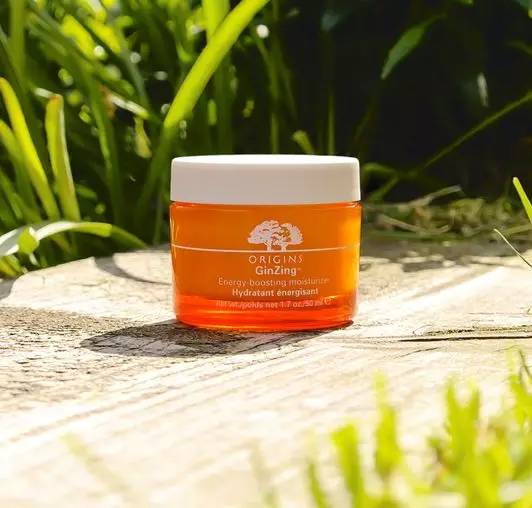 艾特扬州所有人，眼霜用的早，五十岁都不显老！