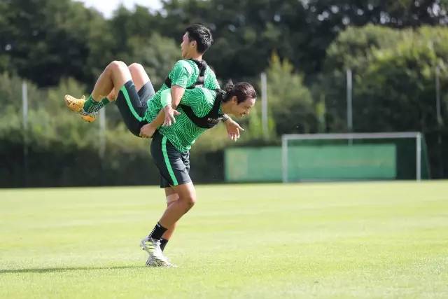 海外拉练日记（七）：大宝谈伤情期待早日回归