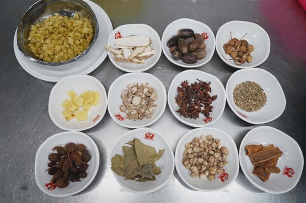 5年来它是棠下最火的宵夜店，16大盘虾蟹满汉全席震撼朋友圈