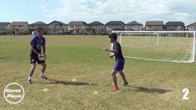 足球高远球技术练习,足球半高球训练方法视频