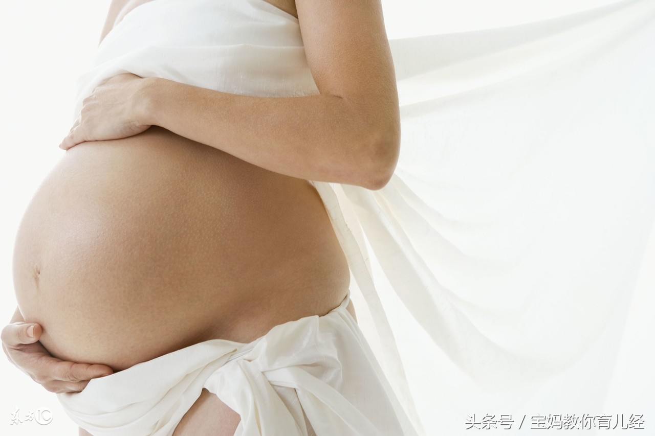 经产妇孕晚期做了内检出血正常吗,孕39周医生内检后有褐色分泌物