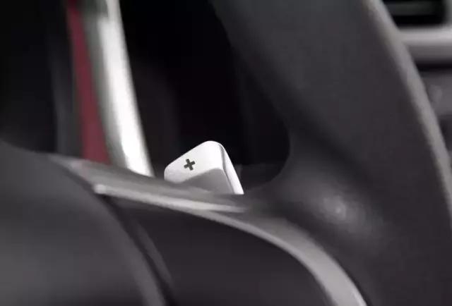 穷人必买的省心4款车国产车,这4款车好开又实用