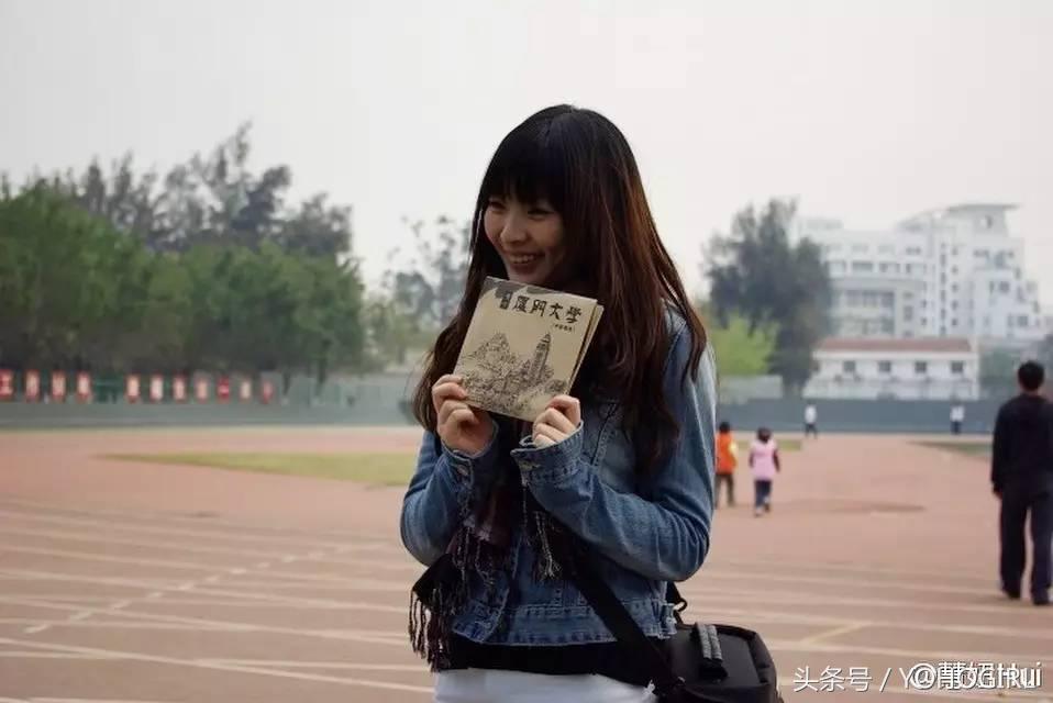 大一新生开学穿搭推荐,大一新生开学必备清单推荐