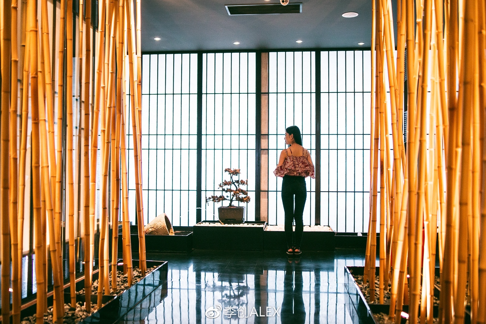 在自己的城市住酒店叫什么,在自己城市里的酒店度假