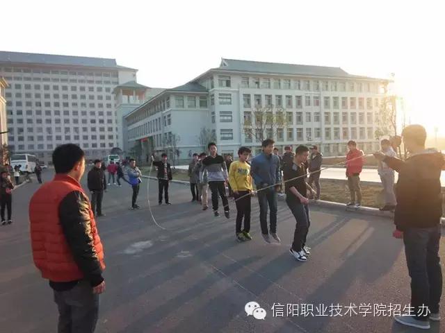 2017级新生,校园生活早知道!