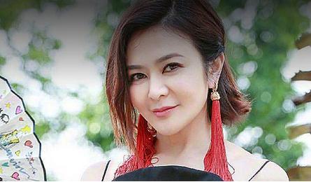 关之琳推荐抗老,关之琳补水的正确方法