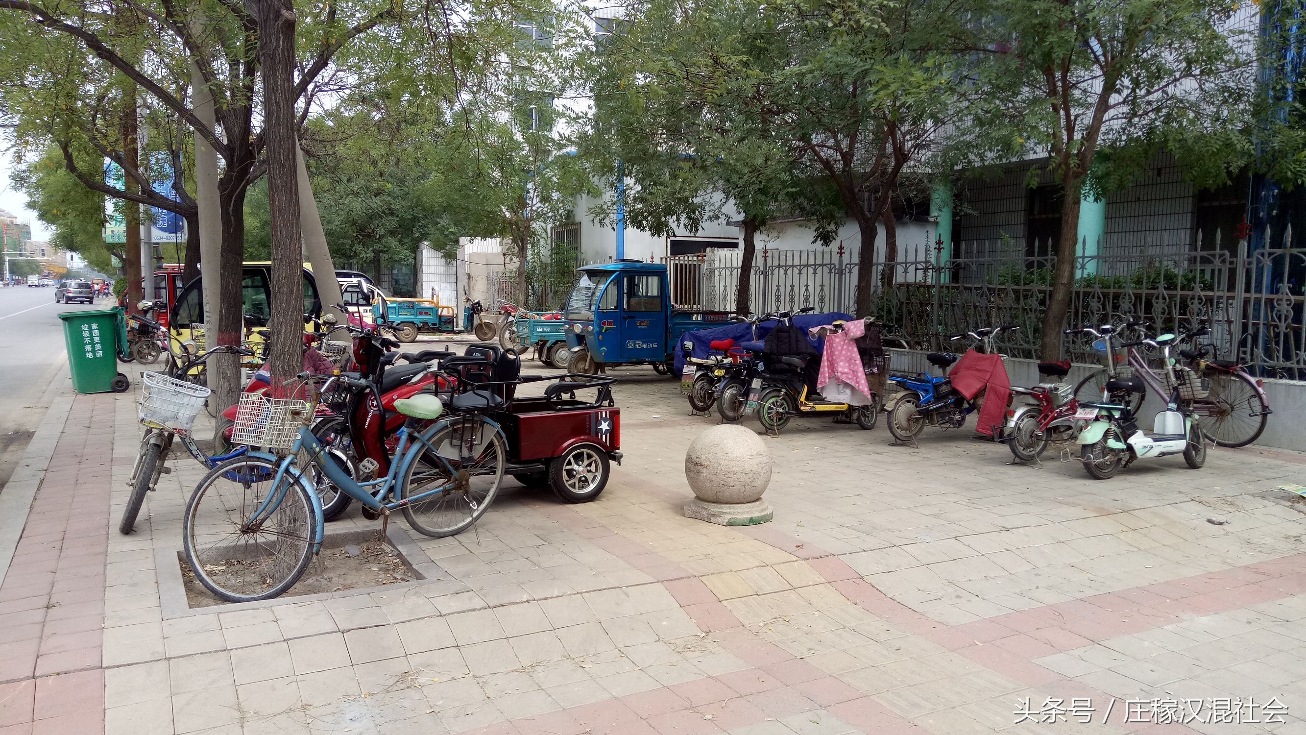 同是栓绳子，同样是增收，虽有异曲同工之妙，却感觉有点别扭呢？