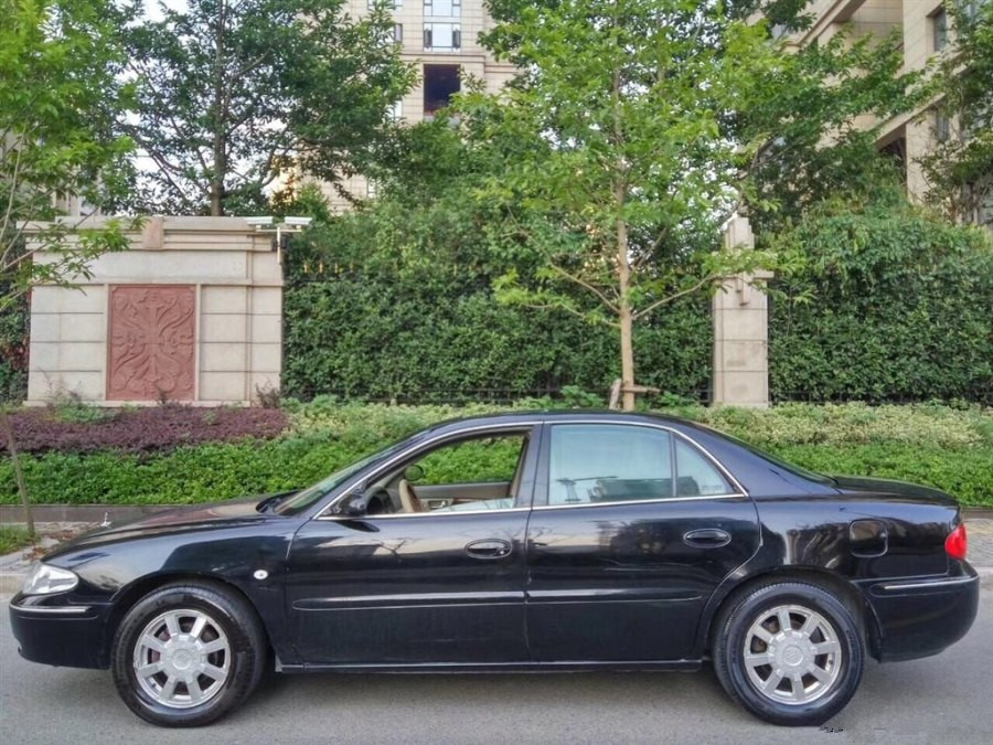 新款君威对比老款君威发动机,老款君威六缸