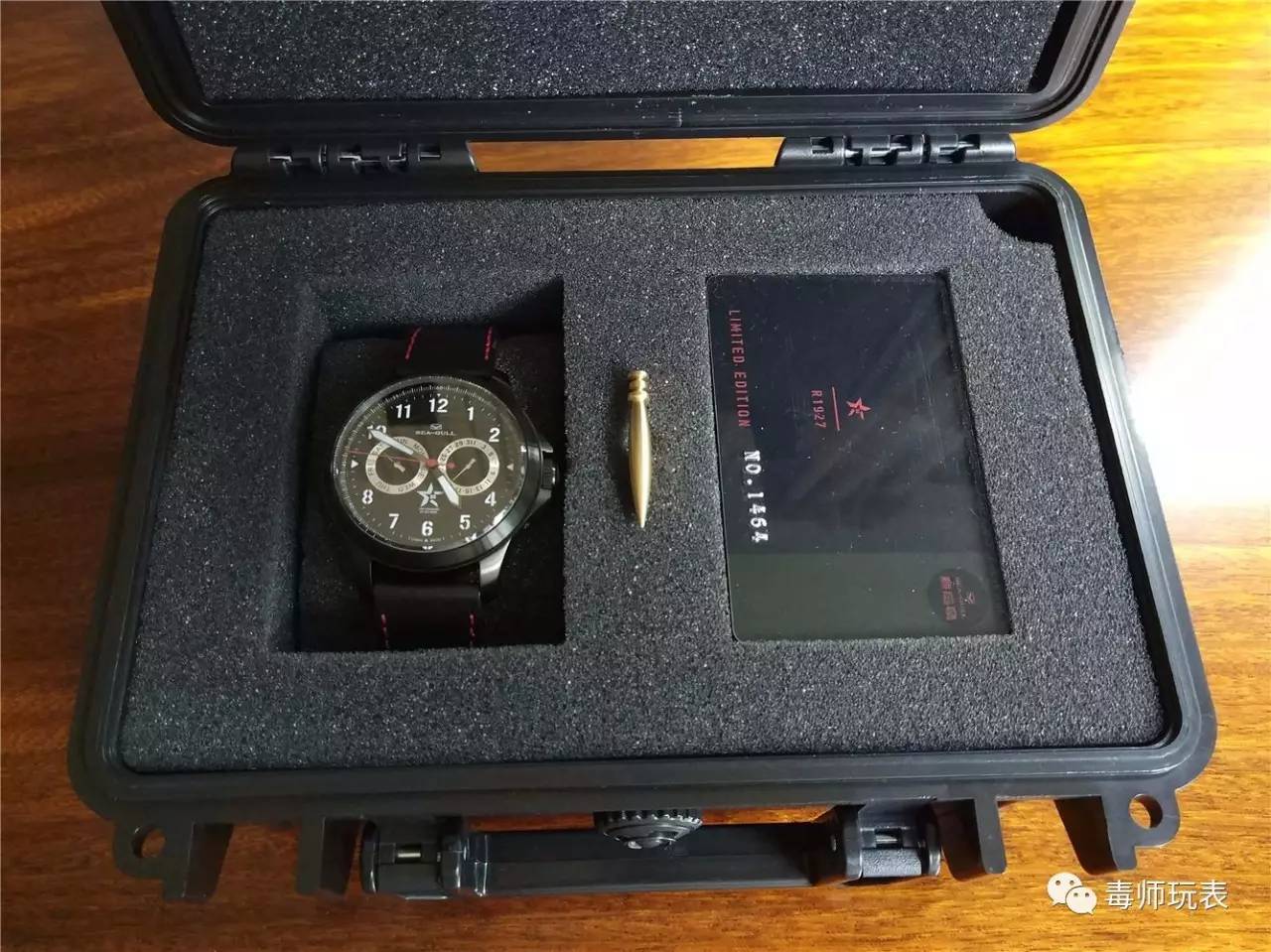 海鸥限量版手表有哪些,海鸥建军大业表带限量款