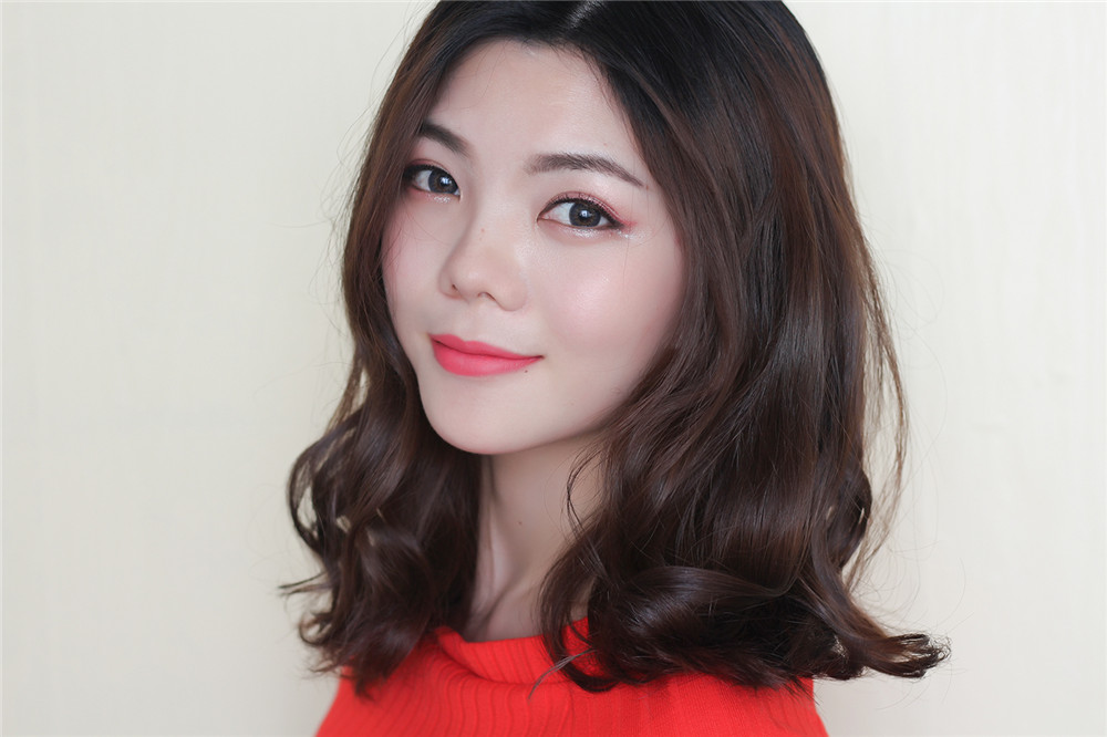 一百块左右品牌眼影推荐,100块的超闪眼影