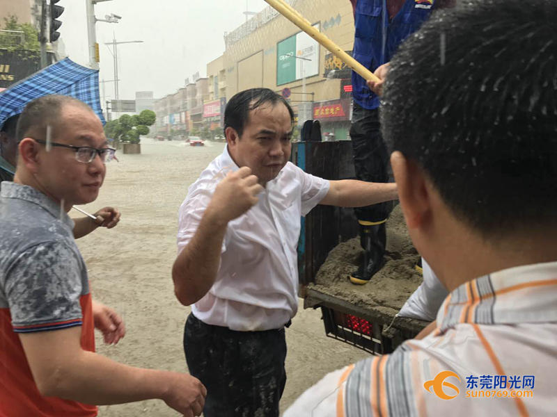 东莞海滩必备泳衣,东莞海边最新消息