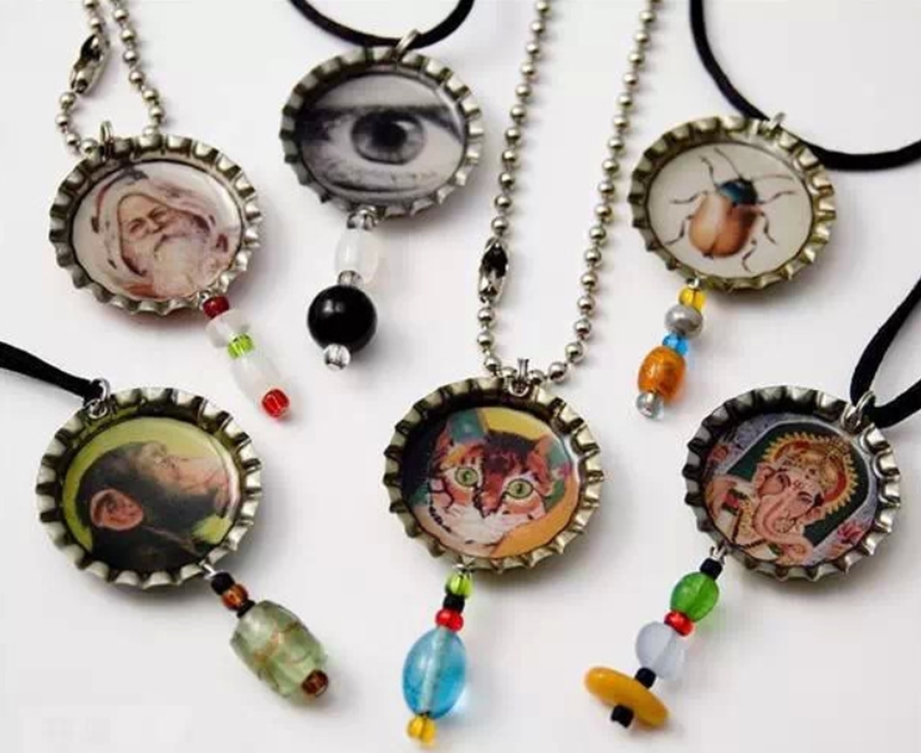 开盖有奖的瓶盖,开瓶有奖