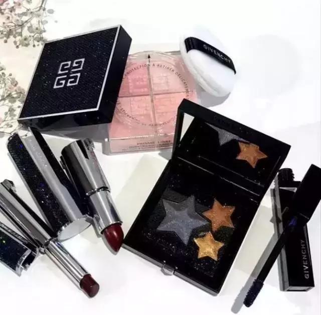 平价圣诞限定礼盒彩妆,圣诞限定彩妆合集