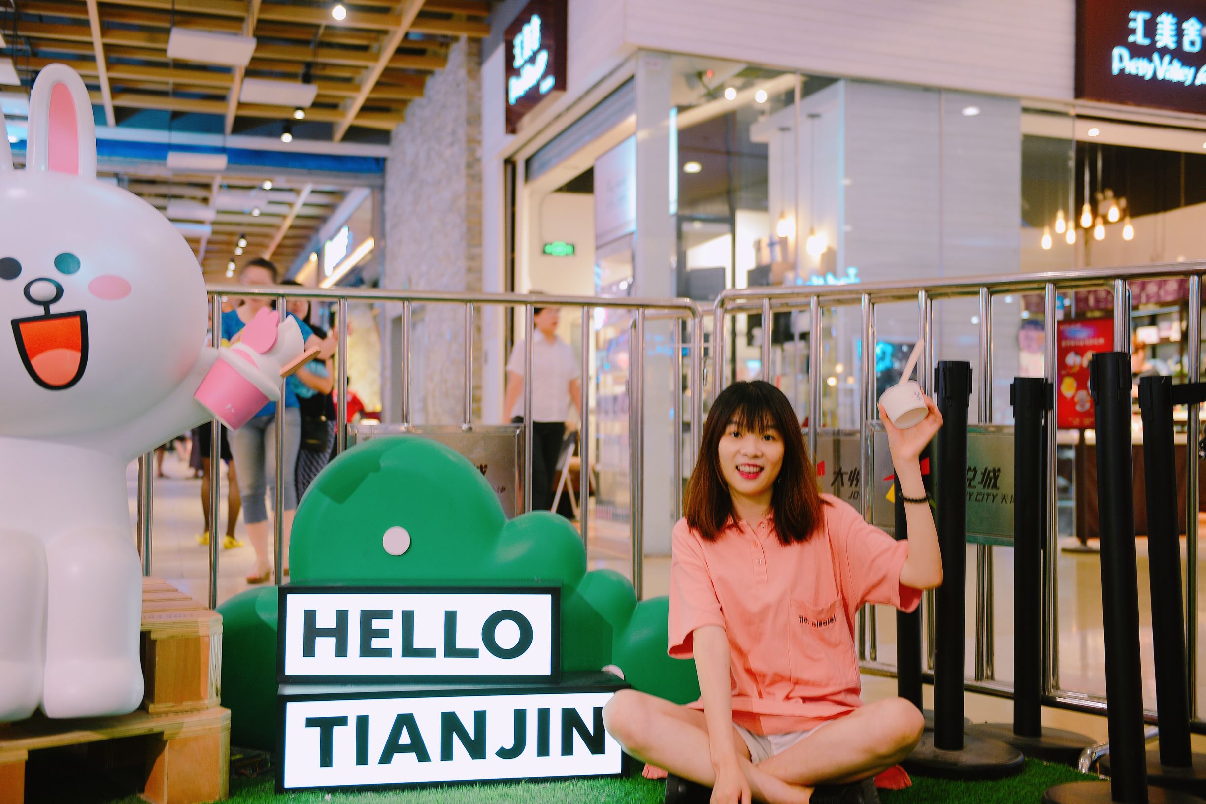 天津大悦城偶遇网红,天津大悦城偶遇王一博