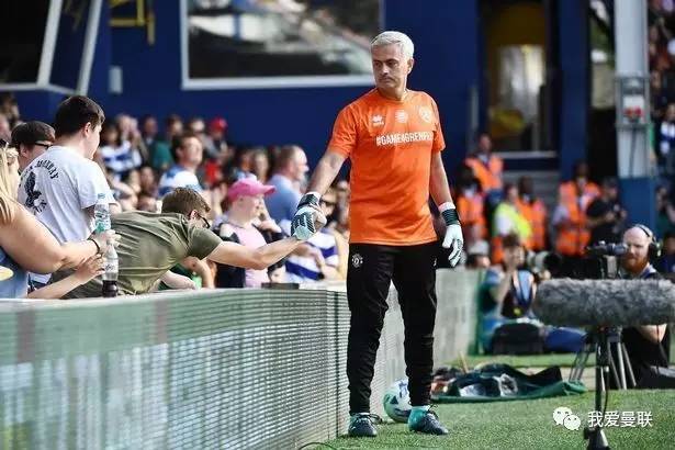 穆里尼奥门将首秀,穆里尼奥1比0