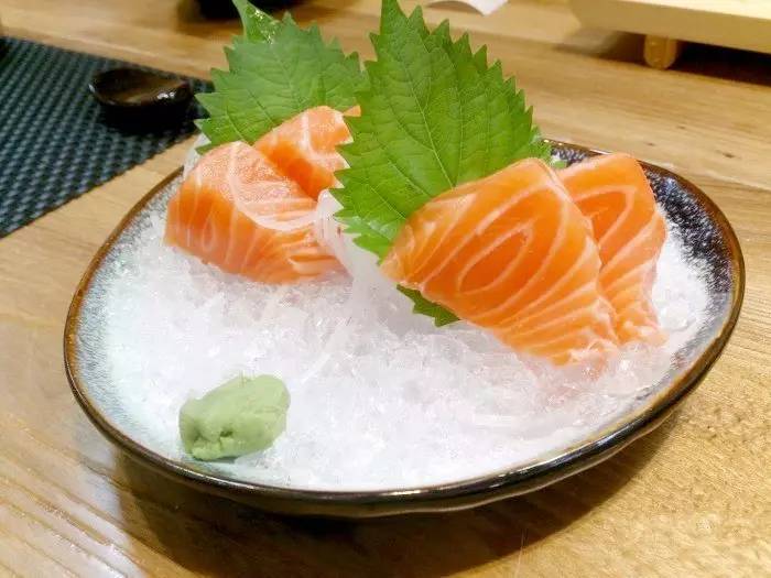 揣一张毛爷爷,吃遍长虹国际广场!